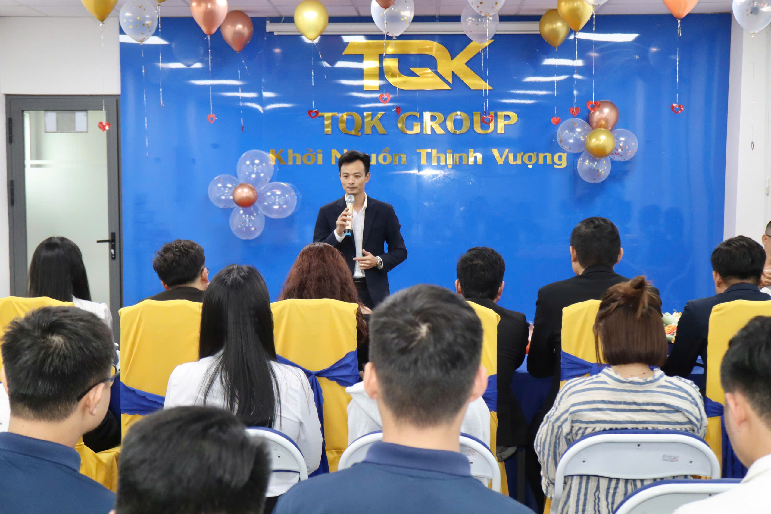 Gửi gắm những lời chúc tốt đẹp nhất đến chị em trong TQK Group