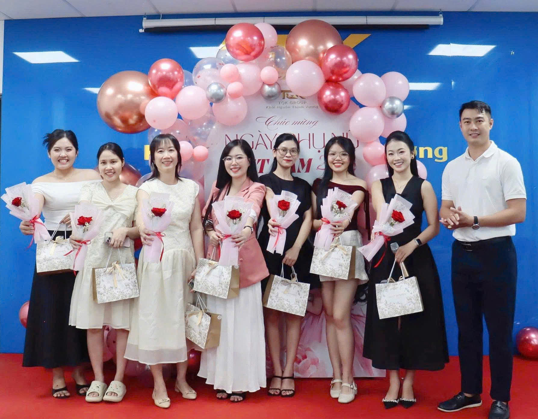 Sắc Hoa TQK Group